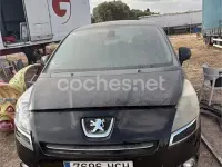 Usado Peugeot 5008 Access 112 CV (82 kW) 2011 Negro Monovolumen