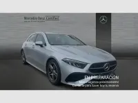 Usado Mercedes A180 AMG line 136 CV (100 kW) 2025 Gris / plateado Berlina