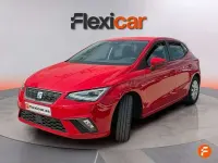 Usado Seat Ibiza Style 80 CV (58 kW) 2023 Rojo Utilitario