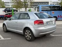 Usado Audi A3 Ambition 105 CV (77 kW) 2004 Gris / plata Utilitario