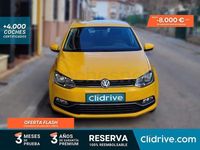 Usado VW Polo Advance 90 CV (66 kW) 2016 Amarillo Berlina