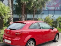 Usado Seat Ibiza SC Style 90 CV (66 kW) 2012 Rojo Utilitario