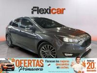 Usado Ford Focus ST-Line 125 CV (91 kW) 2017 Gris