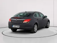Usado Opel Insignia Edition 131 CV (96 kW) 2011 Gris Berlina