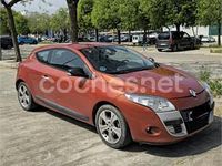 Begagnad Renault Mégane Dynamique 110 HK (80 kW) 2010 Röd Sedan
