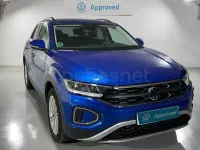 Usado VW T-Roc Life 110 CV (80 kW) 2024 Azul SUV