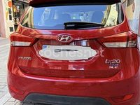 Usado Hyundai ix20 115 CV (84 kW) 2013 Rojo Utilitario