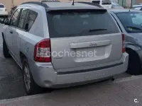 Usado Jeep Compass Limited 140 CV (102 kW) 2009 Gris / plata SUV