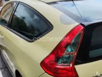 Usado Citroën C4 VTR Sport 110 CV (80 kW) 2005 Beige Berlina
