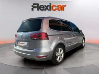 Usado Seat Alhambra XCELLENCE 150 CV (110 kW) 2022 Gris Monovolumen