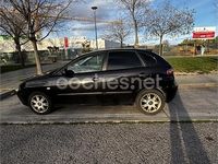 Usado Seat Ibiza Sport 100 CV (73 kW) 2003 Negro Utilitario