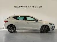 Usado Cupra Leon 204 CV (150 kW) 2025 Gris / plata Berlina