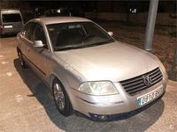 Usado VW Passat Trendline 130 CV (95 kW) 2002 Gris / plata Berlina