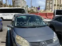 Usado Renault Scenic E-Tech Dynamique 105 CV (77 kW) 2008 Gris / plata Monovolumen