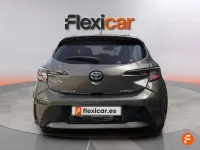 Usado Toyota Corolla Active 122 CV (89 kW) 2022 Verde Berlina