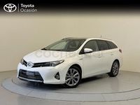 Usado Toyota Auris Hybrid Advance 136 CV (100 kW) 2014 Blanco Familiar