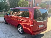 Usado Mercedes V220 Avantgarde 163 CV (119 kW) 2021 Granate Monovolumen