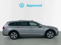Usado VW Passat Alltrack 280 CV (205 kW) 2021 Gris Familiar