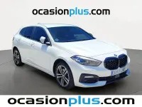 Usado BMW 118 150 CV (110 kW) 2022 Blanco Berlina