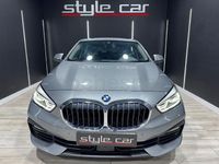 Usado BMW 118 Comfort Edition 136 CV (100 kW) 2022 Gris / plata Utilitario