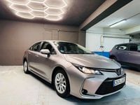 Usado Toyota Corolla Active 122 CV (89 kW) 2021 Gris / plata Berlina