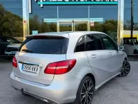 Usado Mercedes B200 140 CV (102 kW) 2018 Gris Utilitario