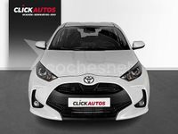 Usado Toyota Yaris Hybrid Active 120 CV (88 kW) 2024 Blanco Berlina