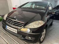Usado Mercedes A180 109 CV (80 kW) 2007 Negro Utilitario