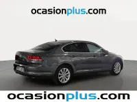 Usado VW Passat Advance 150 CV (110 kW) 2016 Gris Berlina