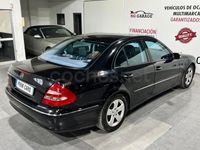 Usado Mercedes E270 Avantgarde 177 CV (130 kW) 2003 Negro Berlina