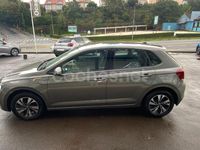 Usado VW Polo Advance 95 CV (69 kW) 2021 Gris / plata Berlina