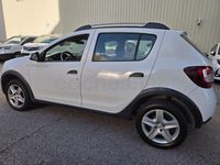 Usado Dacia Sandero Stepway 90 CV (66 kW) 2015 Blanco Berlina