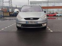 Usado Ford Galaxy 140 CV (102 kW) 2007 Gris Monovolumen
