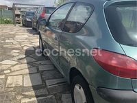 Usado Peugeot 206 75 CV (55 kW) 2000 Verde Berlina