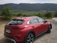 Usado Kia XCeed 120 CV (88 kW) 2020 Rojo SUV