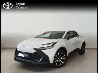 Begagnad Toyota C-HR Advance 140 HK (102 kW) 2024 Vit SUV