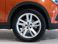 Usado Seat Arona FR 90 CV (66 kW) 2019 Naranja SUV