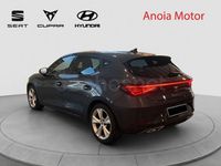 Usado Seat Leon FR 117 CV (86 kW) 2025 Gris / plata Familiar