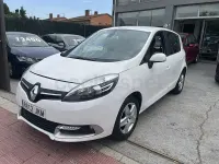Usado Renault Scénic III XMOD 115 CV (84 kW) 2016 Blanco Monovolumen
