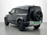 Używany Land Rover Defender S 405 KM (297 kW) 2024 Czarny SUV