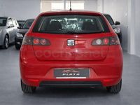 Usado Seat Ibiza 85 HP (62 kW) 2006 Vermelho Citadino