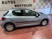 Usado Peugeot 207 75 CV (55 kW) 2010 Gris / plata Berlina