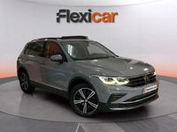 Usado VW Tiguan Life 150 CV (110 kW) 2022 Gris SUV