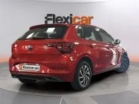 Usado VW Polo 95 CV (69 kW) 2023 Rojo Utilitario