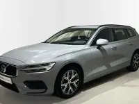 Usado Volvo V60 Core 2025 Gris Familiar