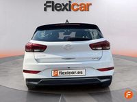 Usado Hyundai i30 100 CV (73 kW) 2024 Blanco Berlina