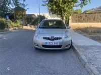 Usado Toyota Yaris 101 CV (74 kW) 2009 Beige Utilitario