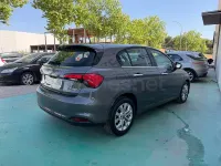Usado Fiat Tipo Lounge 95 CV (69 kW) 2017 Gris / plata Berlina