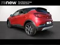 Usado Renault Captur 140 CV (102 kW) 2022 Rojo SUV