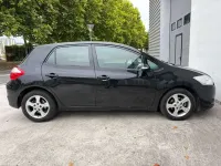 Usado Toyota Auris Active 132 CV (97 kW) 2011 Negro Utilitario